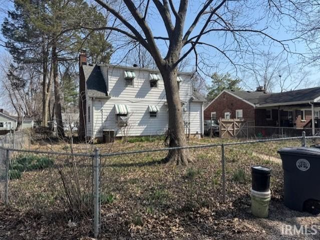 1107 S Boeke Road, Evansville, IN 47714