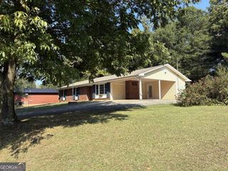 154 Honeysuckle Drive SW, Adairsville, GA 30103