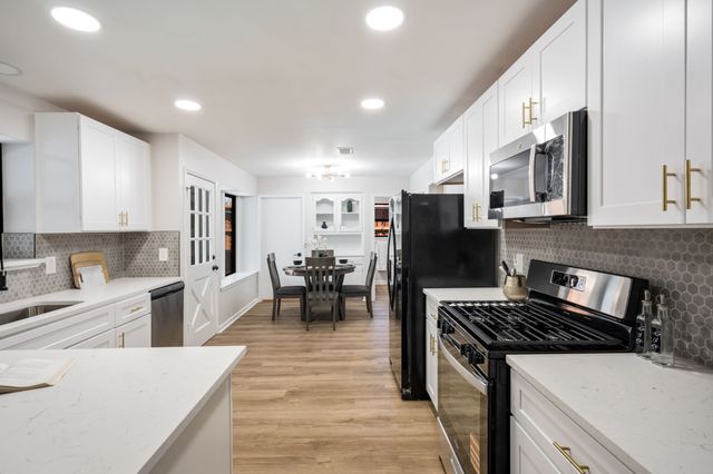 1715 Timberway Drive, Richardson, TX 75082