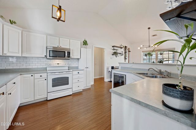 8 Parrot Creek Drive, Okatie, SC 29909