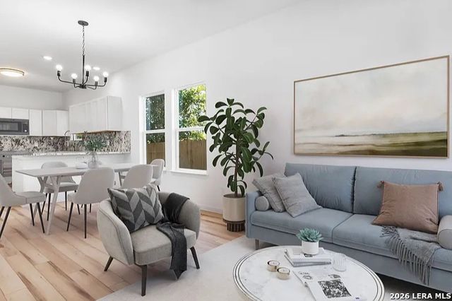 2654 Dignowity Ave Unit 102, San Antonio, TX 78208