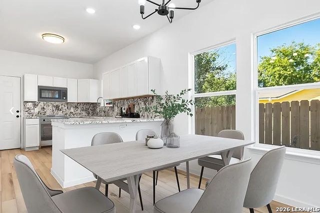 2654 Dignowity Ave Unit 102, San Antonio, TX 78208