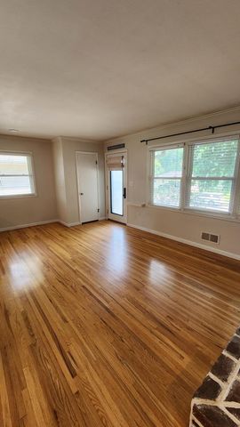 1433 Cascade Street NW, Rochester, MN 55901