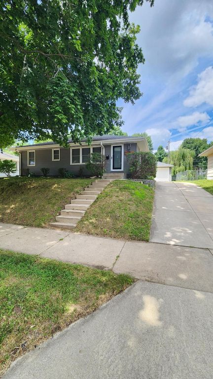 1433 Cascade Street NW, Rochester, MN 55901