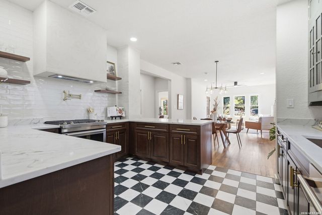 619 W Kings Hwy, San Antonio, TX 78212