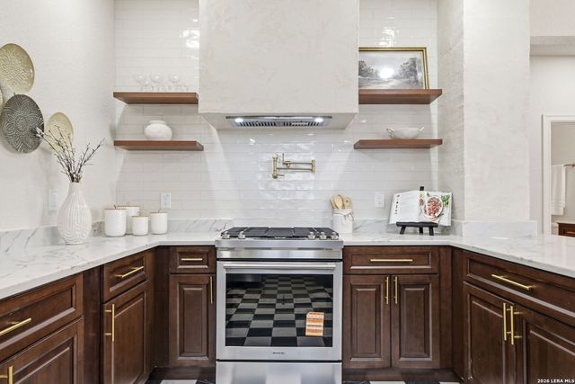 619 W Kings Hwy, San Antonio, TX 78212