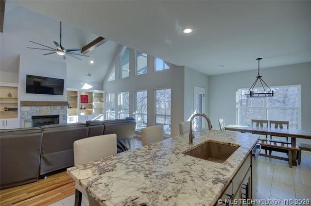 1820 E 45th Place, Sand Springs, OK 74063