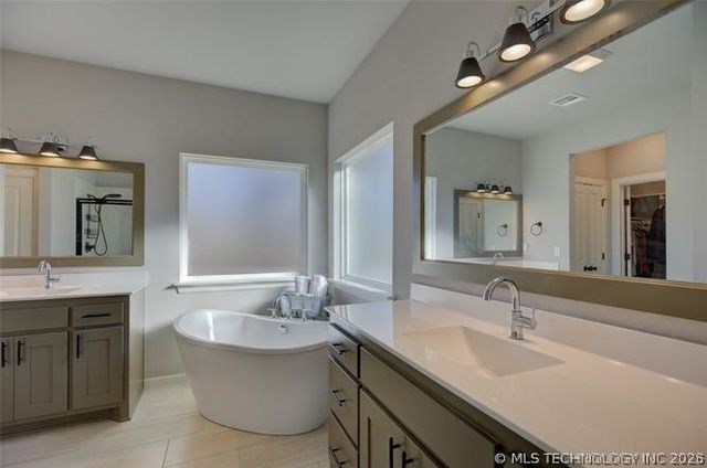 1820 E 45th Place, Sand Springs, OK 74063