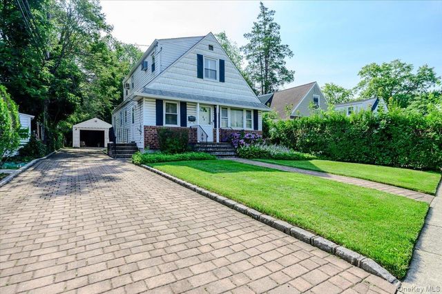 46 Schumacher Drive, New Hyde Park, NY 11040