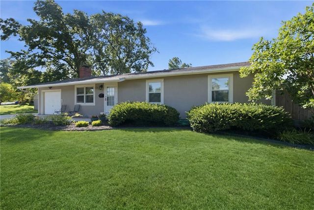 11935 W 70th Street, Shawnee, KS 66216