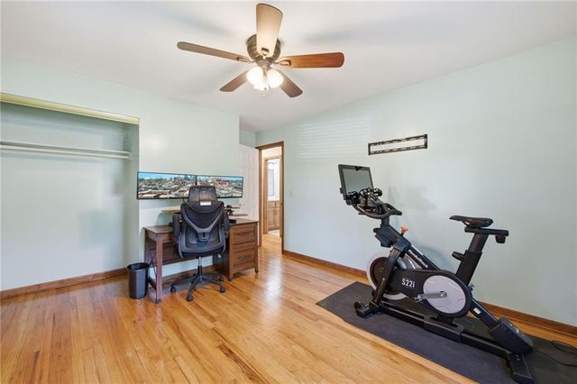11935 W 70th Street, Shawnee, KS 66216