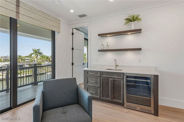 920 Iris CT, Marco Island, FL 34145