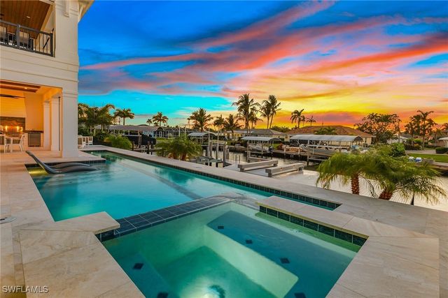 920 Iris CT, Marco Island, FL 34145