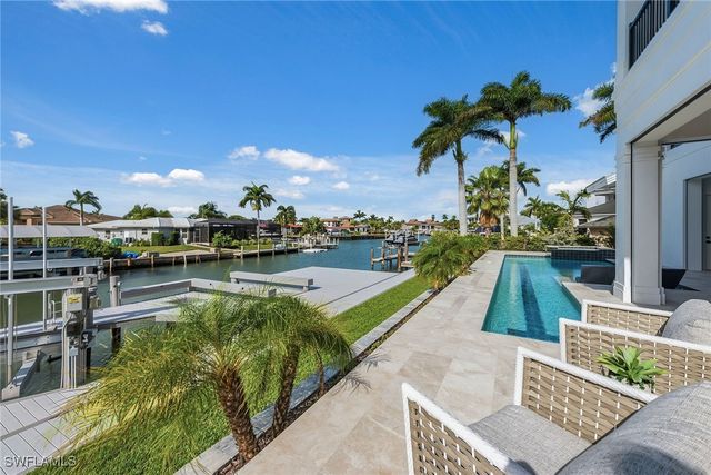 920 Iris CT, Marco Island, FL 34145