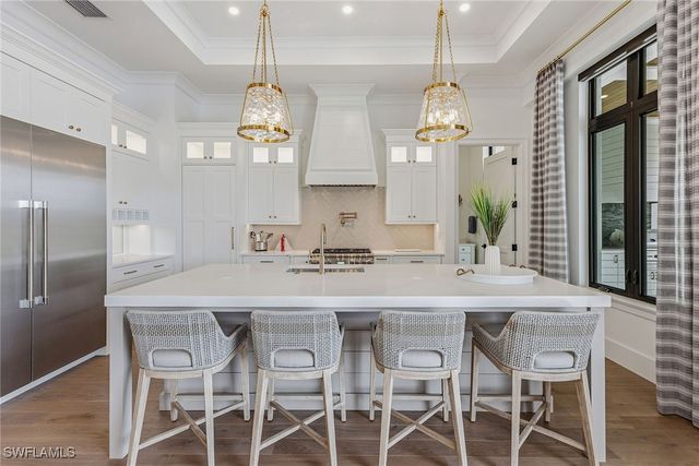 920 Iris CT, Marco Island, FL 34145