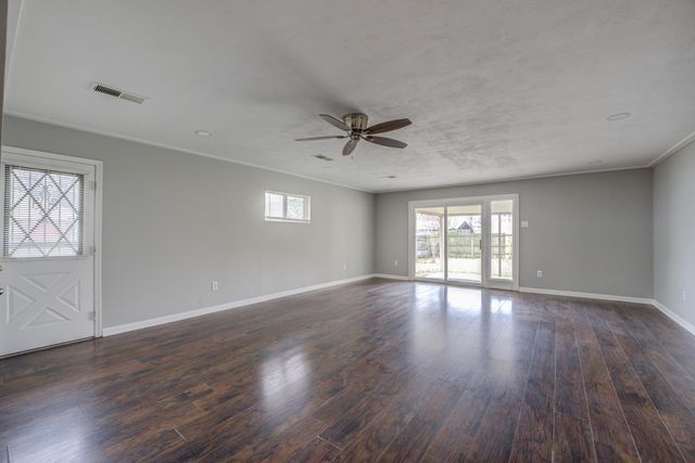 1403 WHITEWATER RD, Memphis, TN 38117