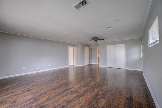 1403 WHITEWATER RD, Memphis, TN 38117