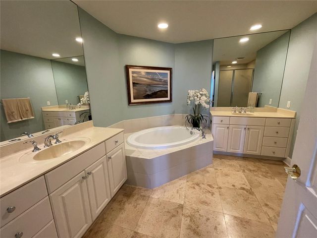 521 MANDALAY AVENUE 309, Clearwater Beach, FL 33767