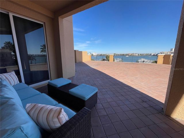 521 MANDALAY AVENUE 309, Clearwater Beach, FL 33767
