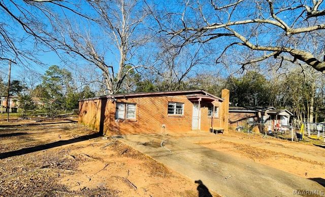 1653 N Yarbrough Court, Montgomery, AL 36110