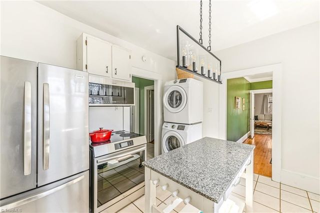 806 Granville Drive, Winston-salem, NC 27101