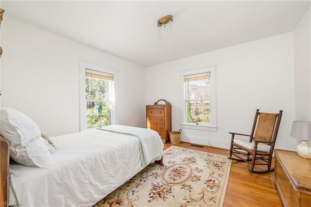 806 Granville Drive, Winston-salem, NC 27101