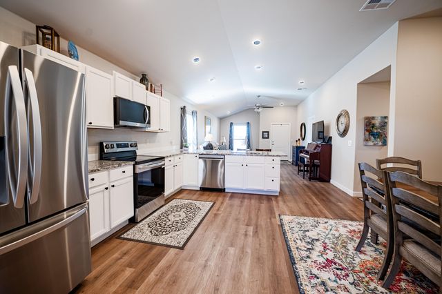 2213 Garland Avenue, Lubbock, TX 79407