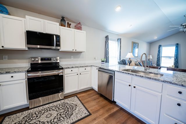 2213 Garland Avenue, Lubbock, TX 79407