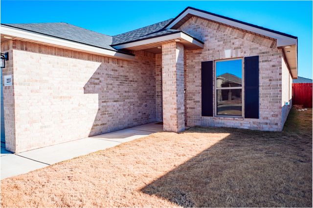 2213 Garland Avenue, Lubbock, TX 79407