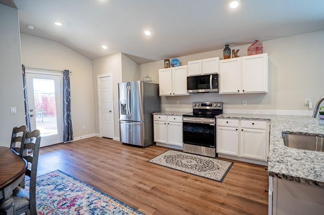 2213 Garland Avenue, Lubbock, TX 79407