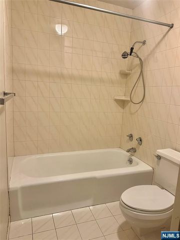 6 Horizon Road 1204, Fort Lee, NJ 07024