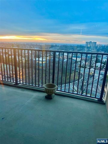 6 Horizon Road 1204, Fort Lee, NJ 07024