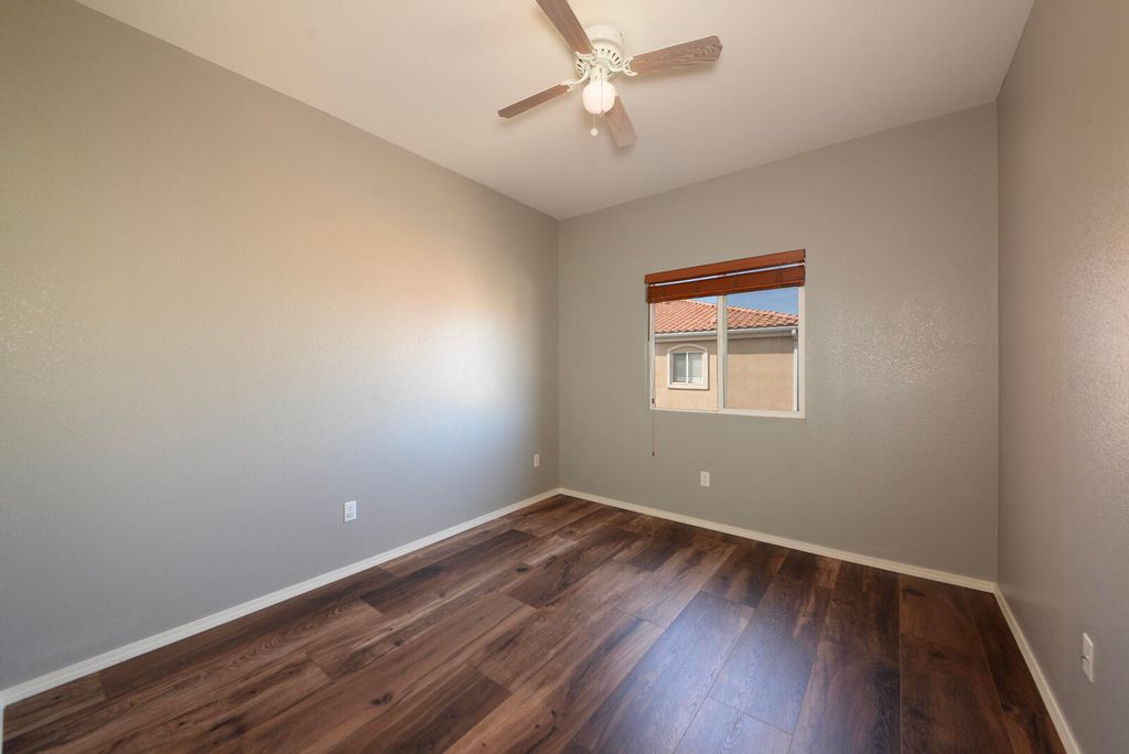 Image 14 of property listing at 6800 Vista Del Norte Road NE # 2027, Albuquerque, NM 87113