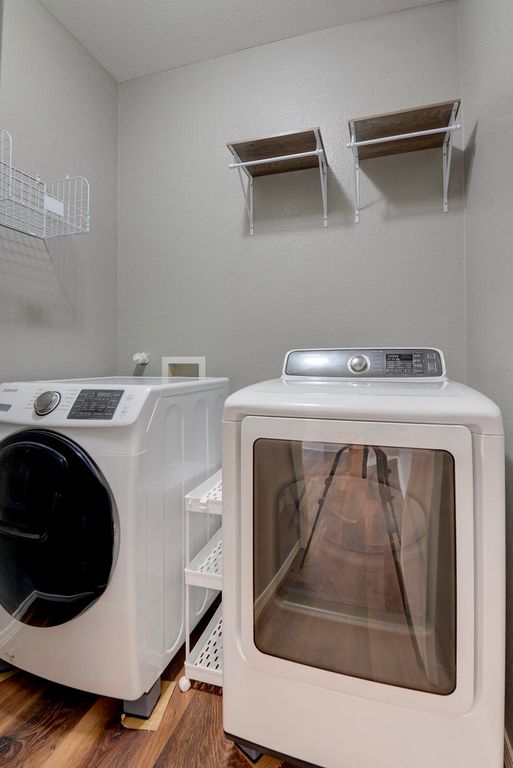 Image 20 of property listing at 6800 Vista Del Norte Road NE # 2027, Albuquerque, NM 87113