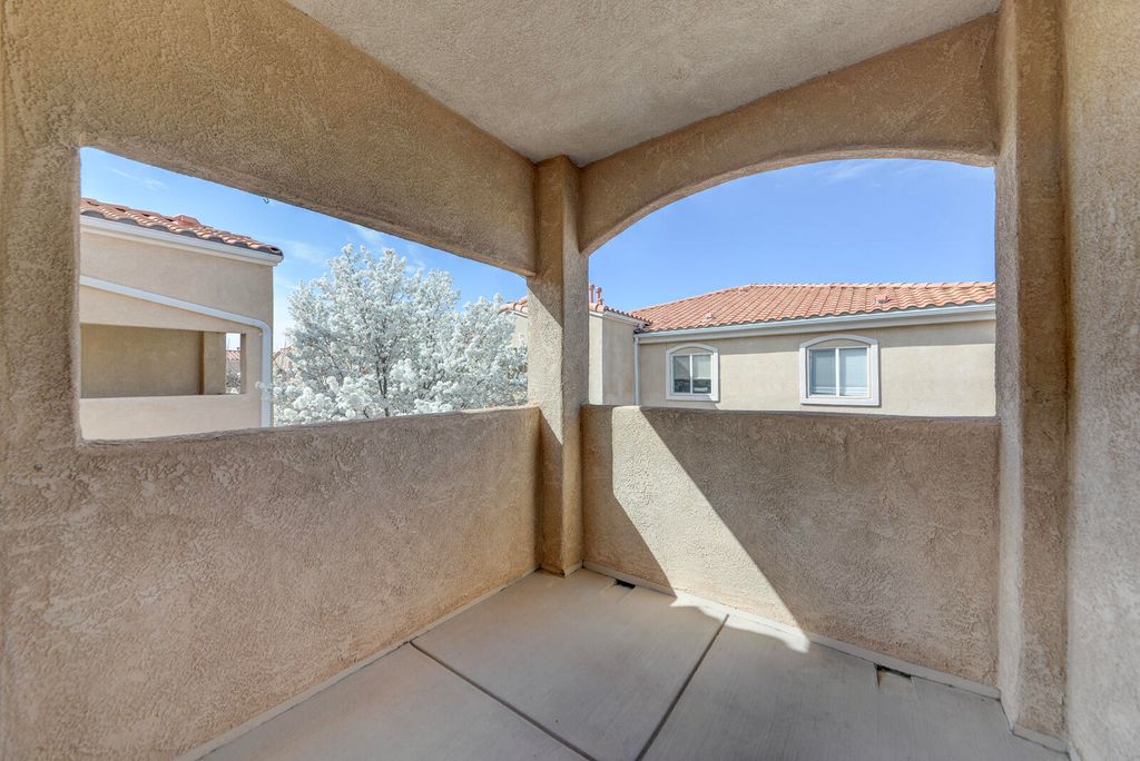 Image 21 of property listing at 6800 Vista Del Norte Road NE # 2027, Albuquerque, NM 87113