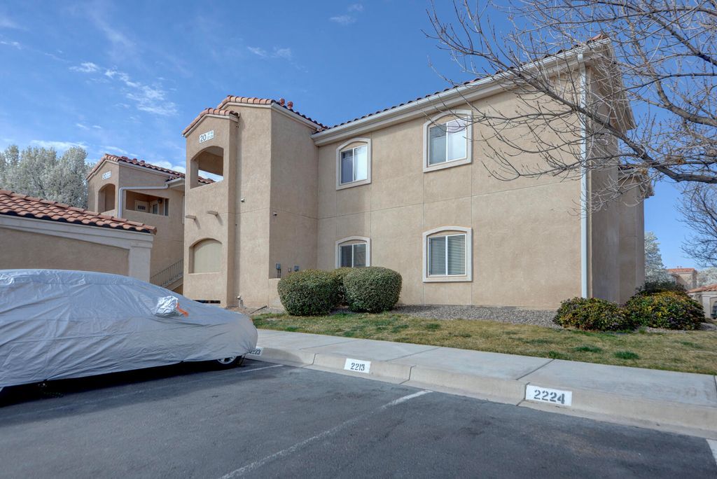 Image 25 of property listing at 6800 Vista Del Norte Road NE # 2027, Albuquerque, NM 87113