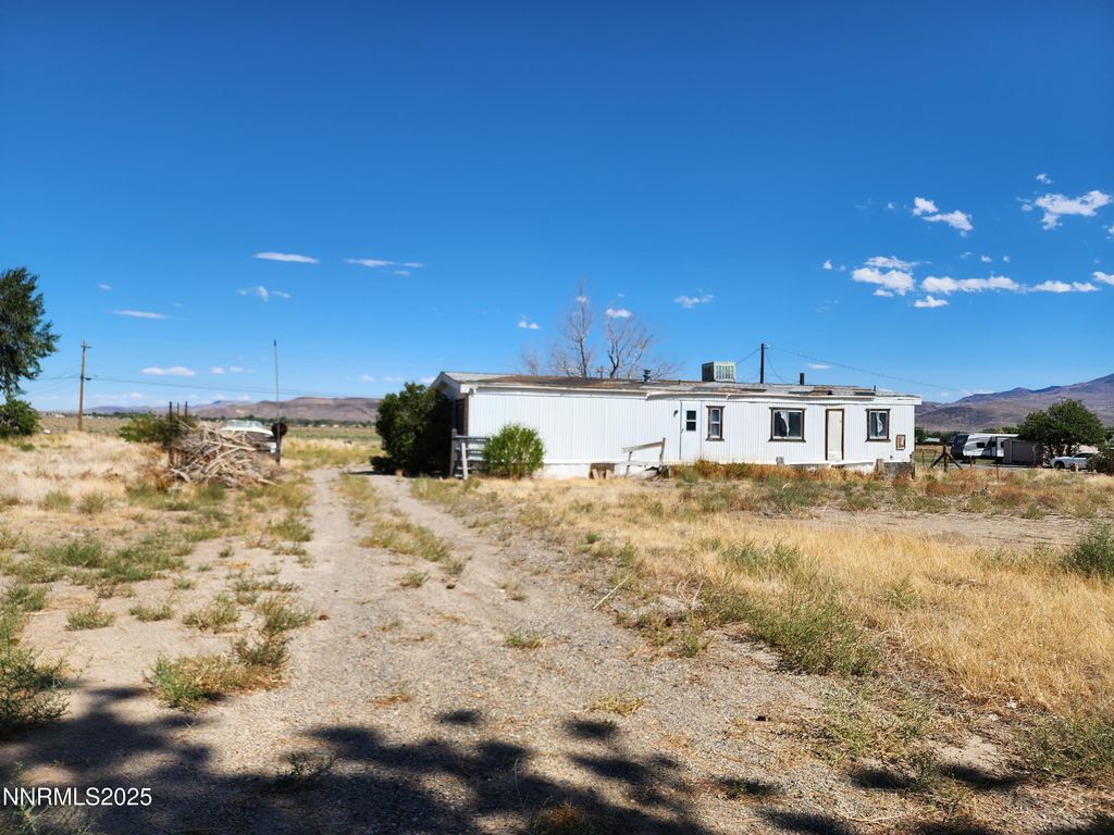 526 Sutro Springs Road, Dayton, NV 89403