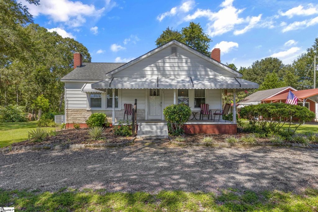 549 Mckittrick Bridge Road, Fountain Inn, SC 29644