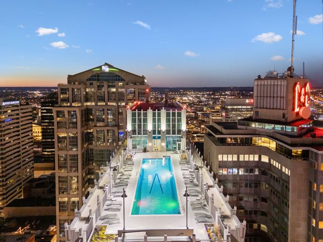 415 Church St Apt 1003, Nashville, TN 37219