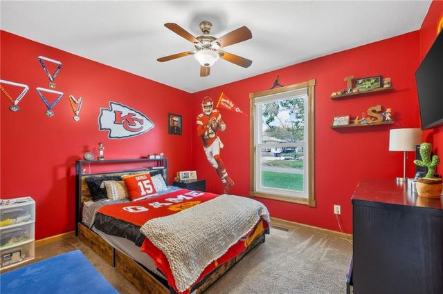 605 W South Street, Spring Hill, KS 66083