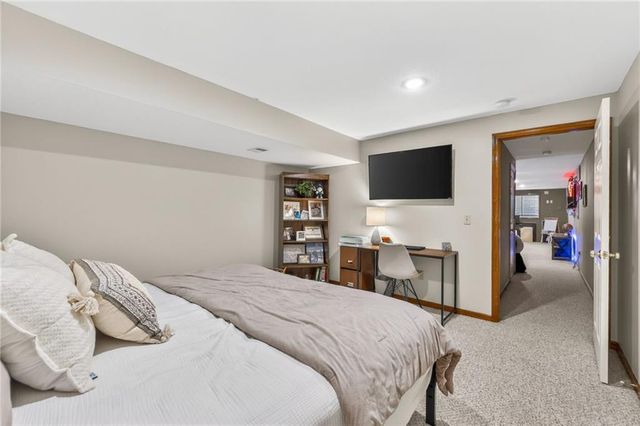 605 W South Street, Spring Hill, KS 66083