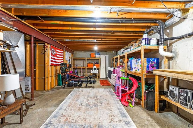 605 W South Street, Spring Hill, KS 66083
