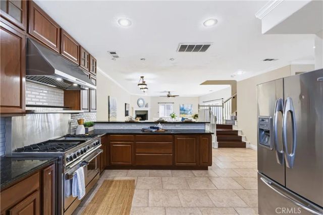 3482 Iroquois Avenue, Long Beach, CA 90808