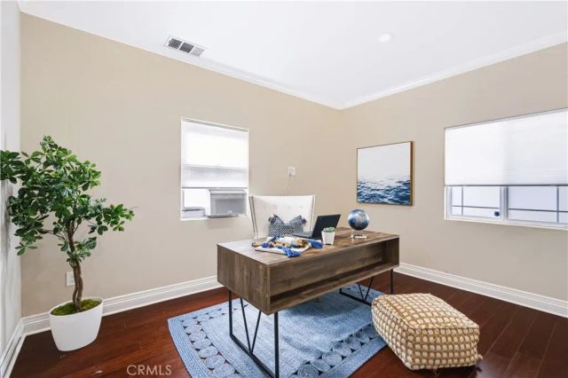3482 Iroquois Avenue, Long Beach, CA 90808