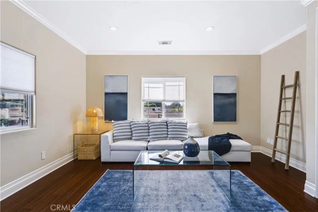 3482 Iroquois Avenue, Long Beach, CA 90808