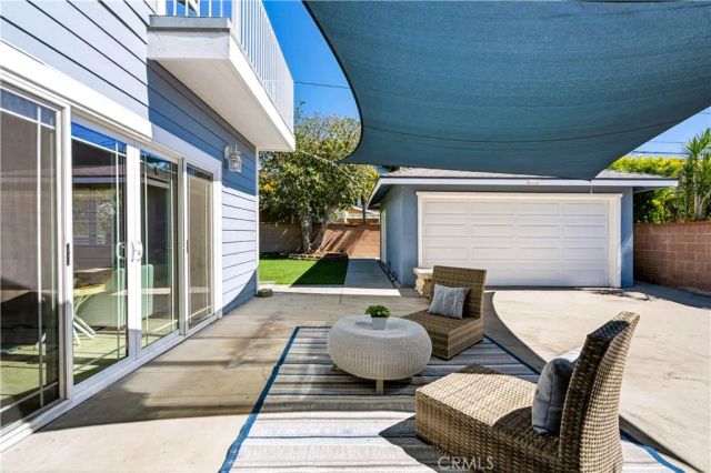 3482 Iroquois Avenue, Long Beach, CA 90808