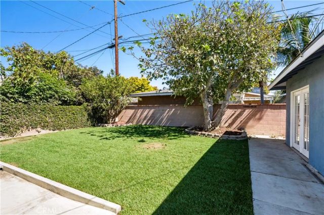 3482 Iroquois Avenue, Long Beach, CA 90808