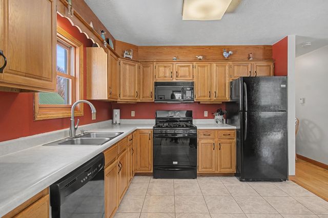 1908 Plains Road, Georgia, VT 05468