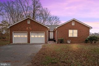 1606 PROSPECT HILL RD, Montross, VA 22520