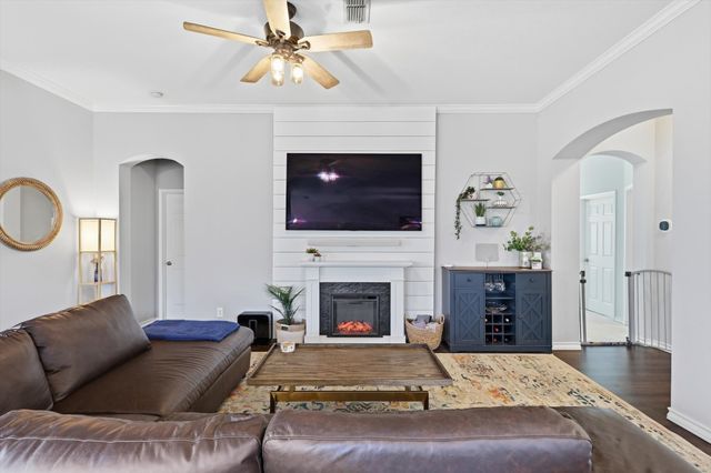 6317 Saint Andrews Drive, North Richland Hills, TX 76180